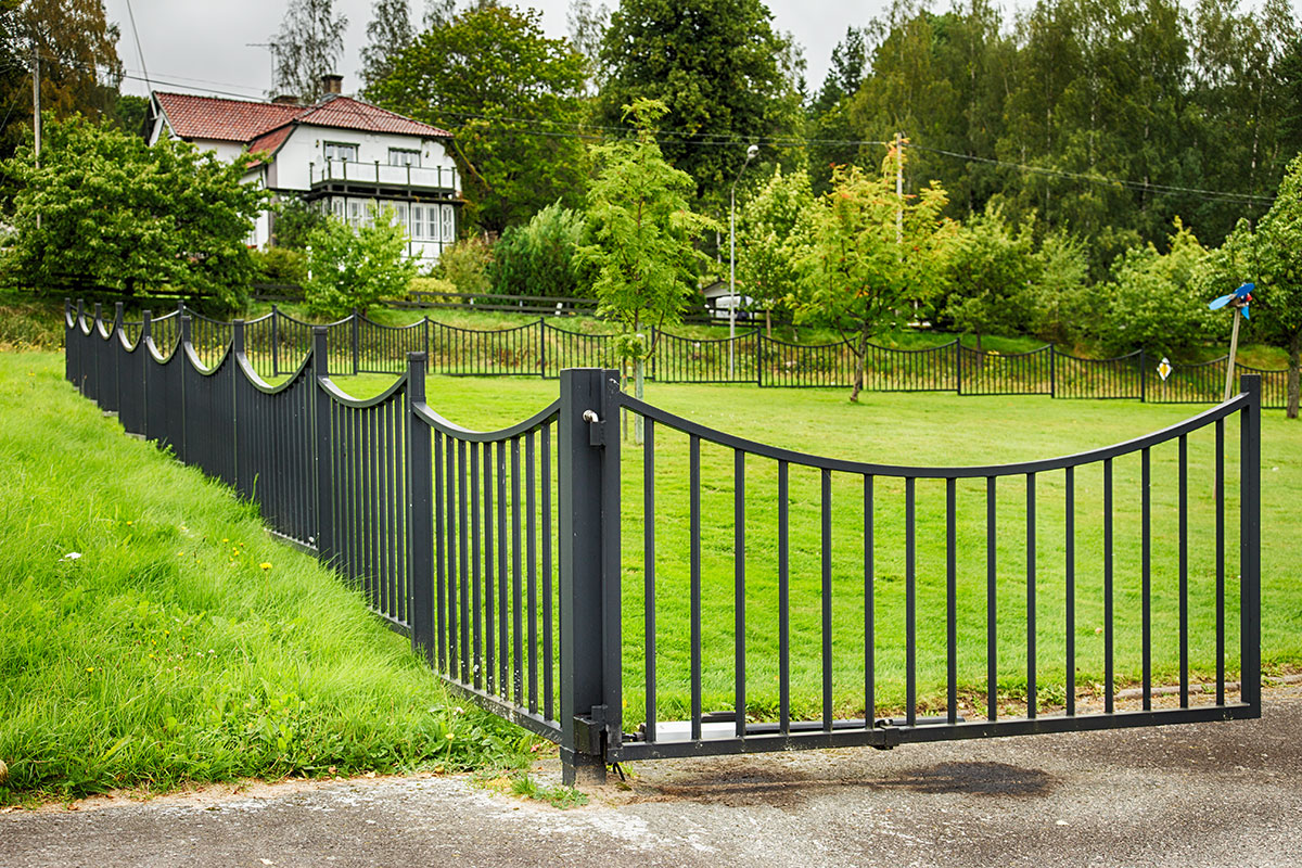 Mansion fence
